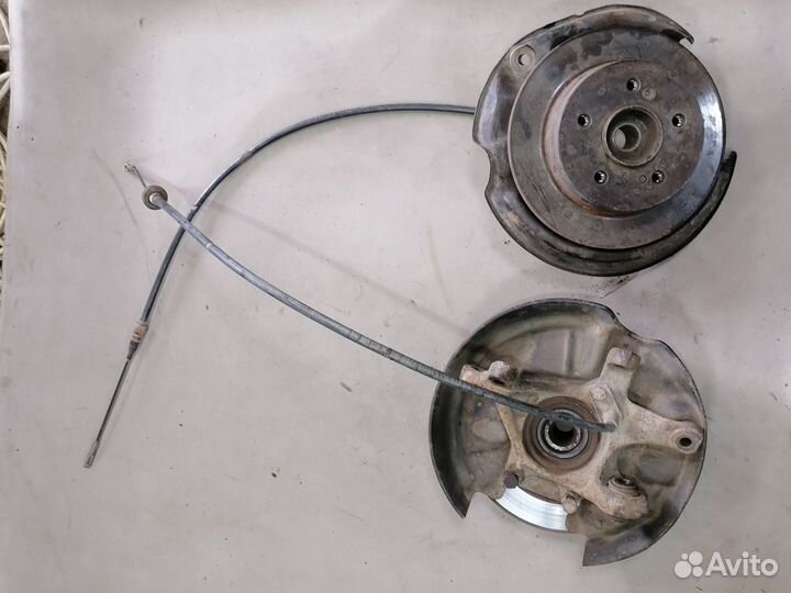 Поворотный кулак цапфа задняя Mercedes 190 W201