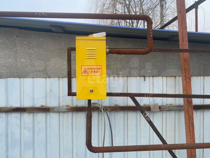 Дом 203,4 м² на участке 8,8 сот.