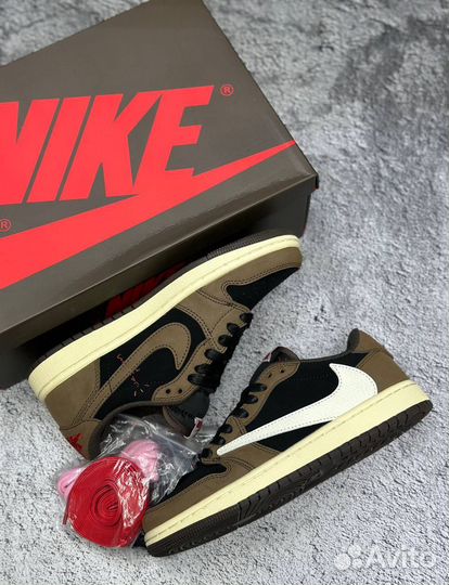 Кроссовки Nike Air Jordan 1 low x travis scott