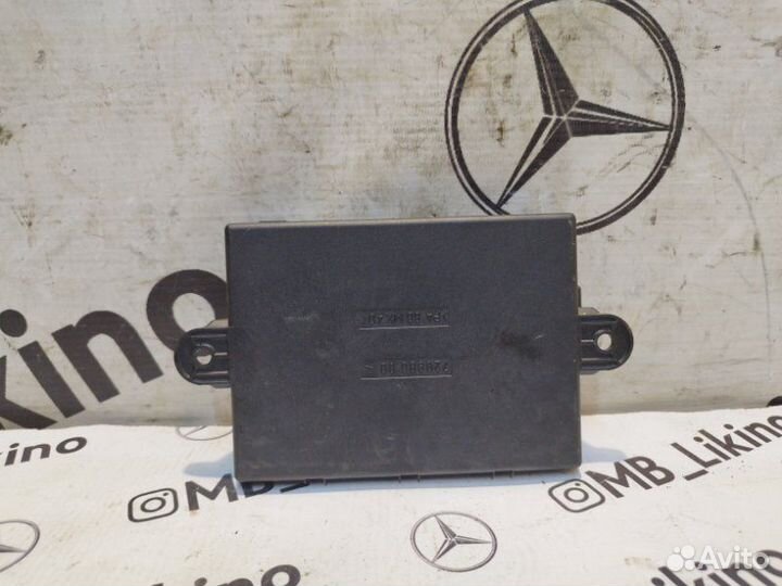 Блок управления двери задний правый Mercedes