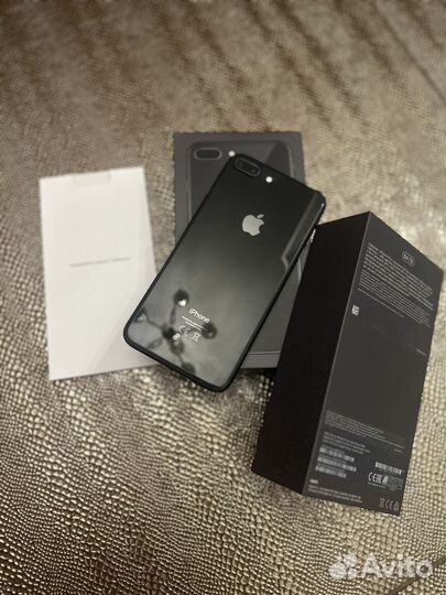 Телефон iPhone 8 plus