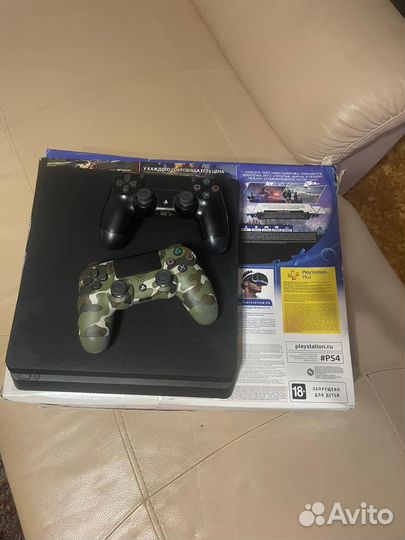Sony PS4 slim