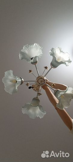 Люстры потолочные разные