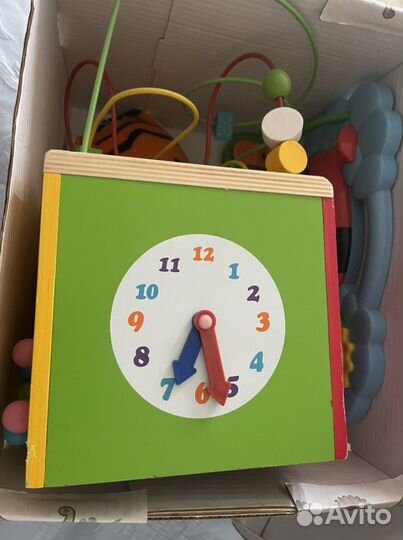 Развивающие игрушки коробкой