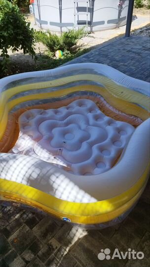 Надувной бассейн бу