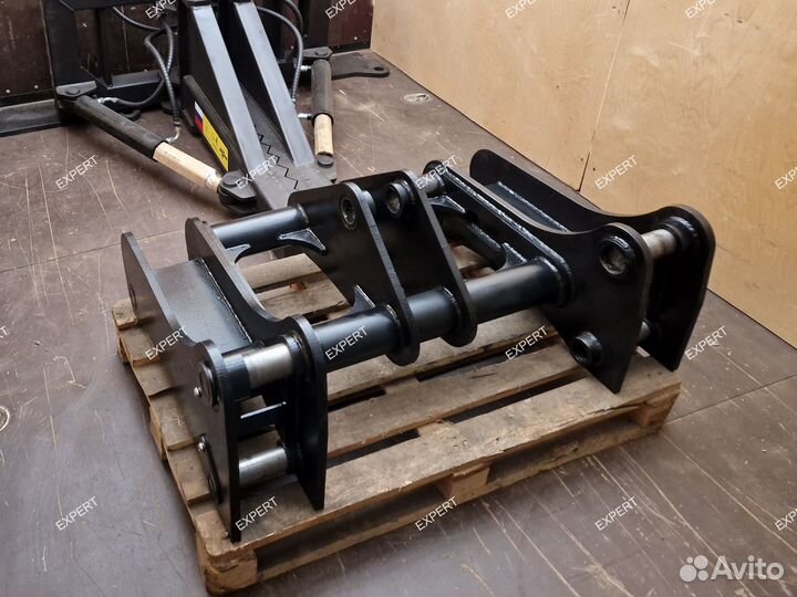 Быстросъем на фронтальный погрузчик 000022