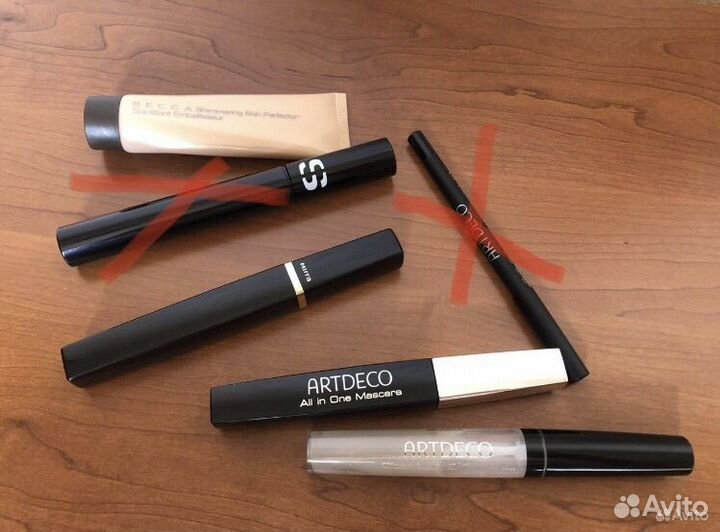 Продаю декоративную косметику