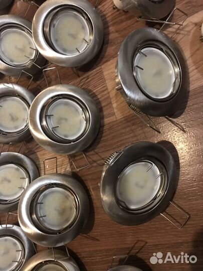 Точечные светильники встраиваемый поворотный