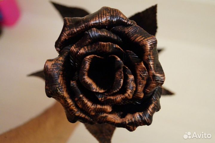 Кованая роза