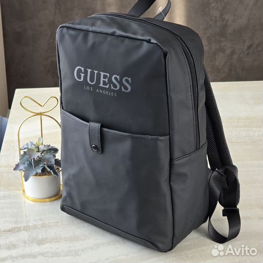 Рюкзак Guess