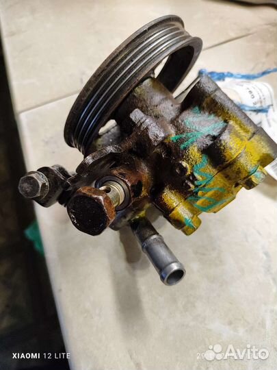 Насос Гур на Ниссан primera р11