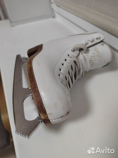 Коньки для фигурного катания graf etude