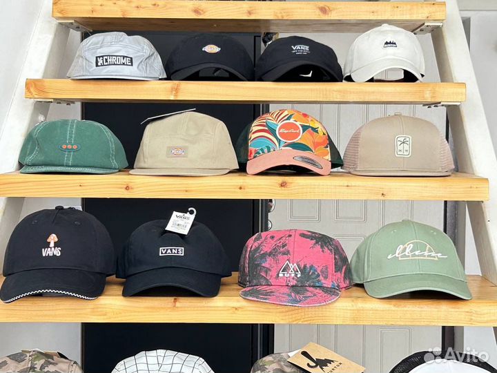 Бейсболки и кепки