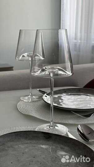 Бокалы для вина новые
