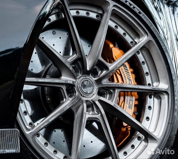 Кованые диски R20 5x112 на Mercedes AMG GT