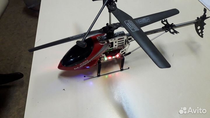 Детская игрушка вертолёт