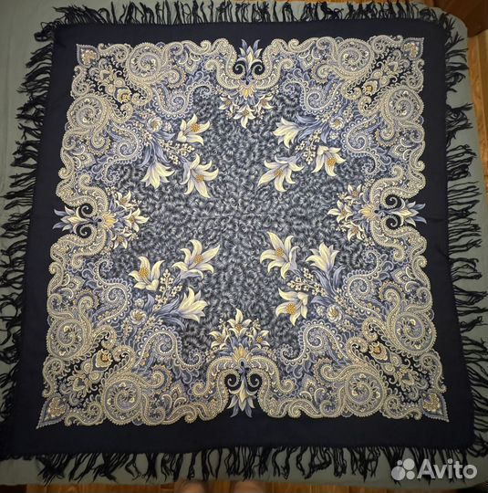 Павловопосадский платок Морозко, Багрянец осени