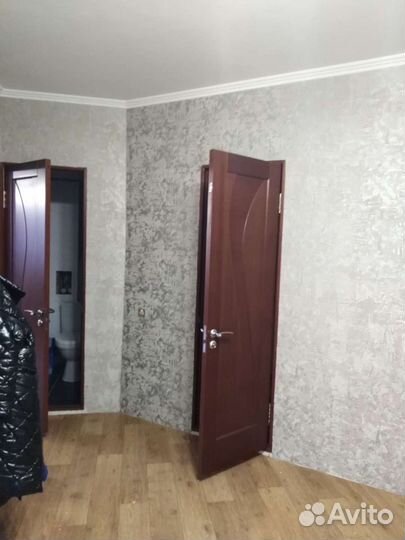 Поклейка обоев