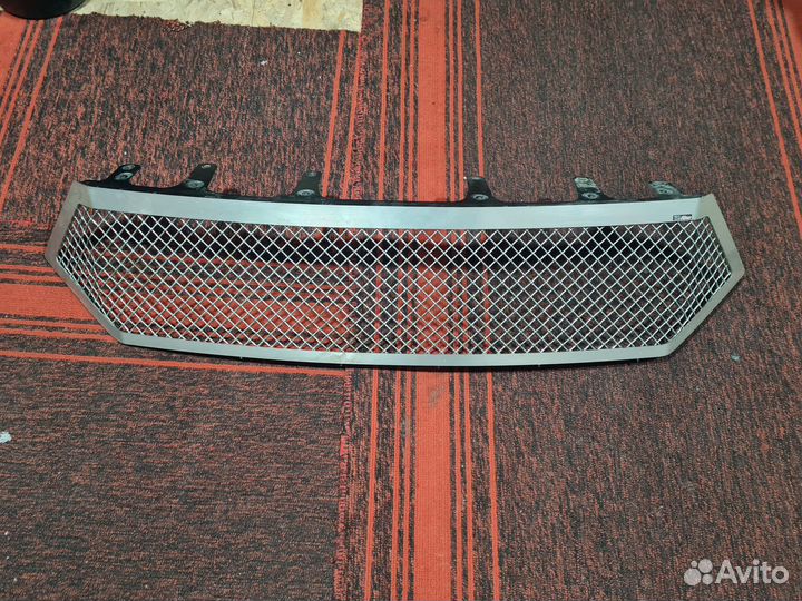 Решётка радиатора для Toyota Highlander