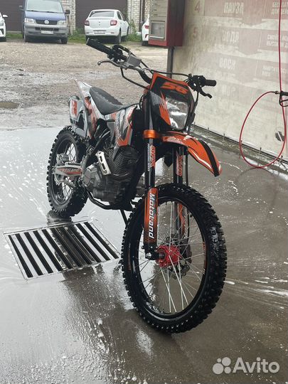 Продам motoland crf 250