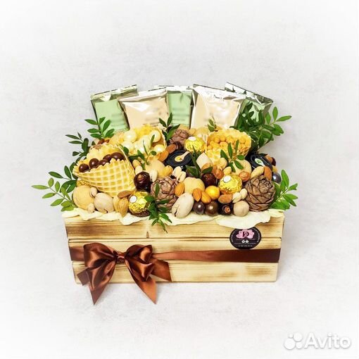 Набор с орехами. Подарок начальнику