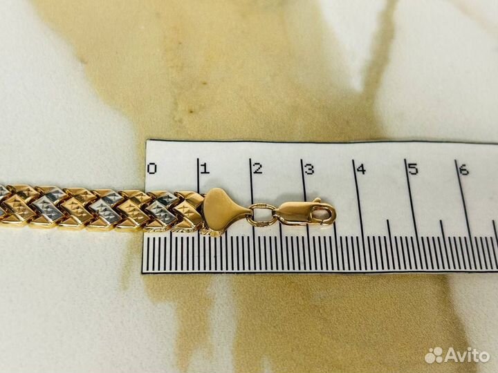 Золотой браслетВeс: 10,98 гp