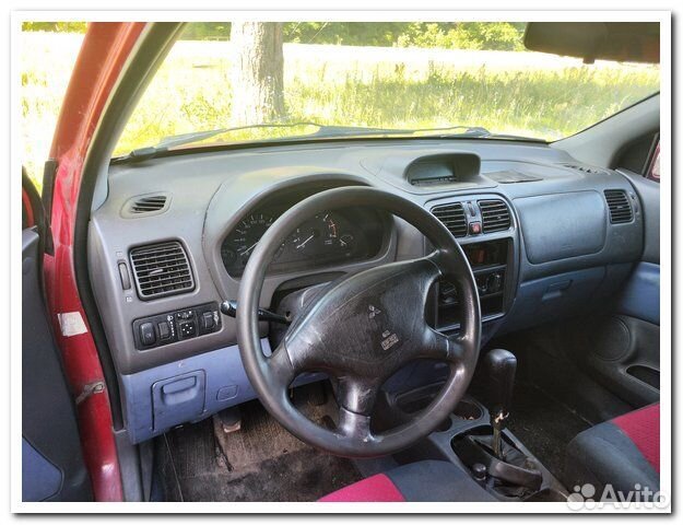 Mitsubishi Space Star 1.3л 1999г. (разбор)