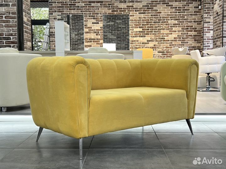 Диван в зону ожидания для бара ресторана