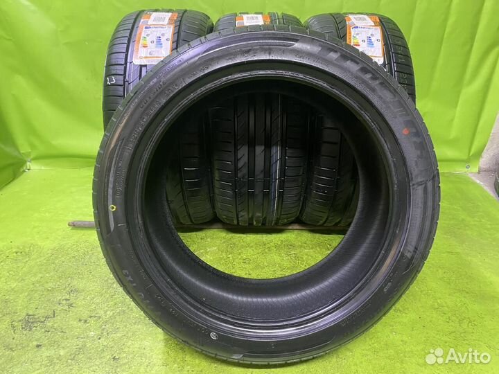 Tracmax X-Privilo TX3 255/40 R18 99Y