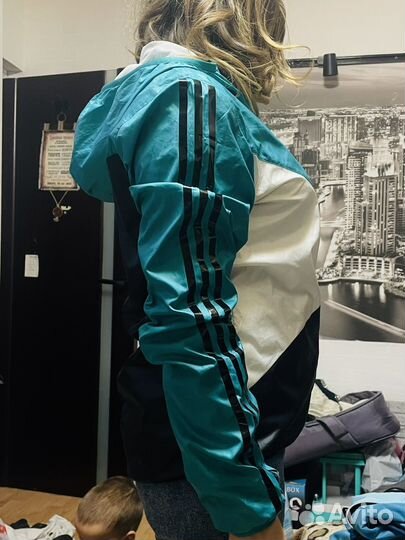 Ветровка adidas neo