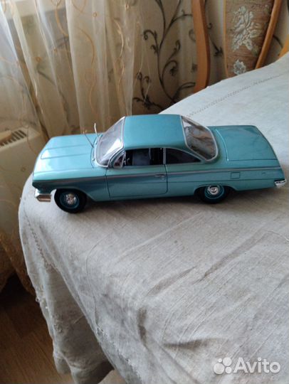 Машинка Maisto Chevrolet 1962г