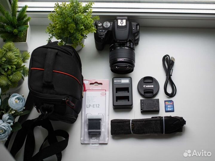 Canon 200D Kit + Комплект