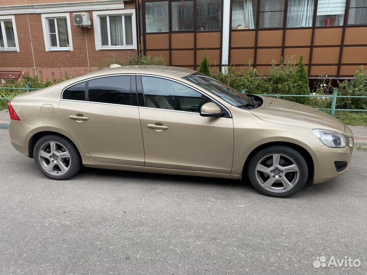 Volvo S60, 2012