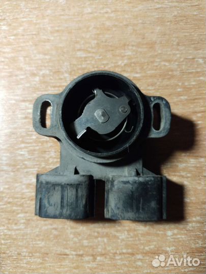 Датчик положения дроссельной заслонки Nissan