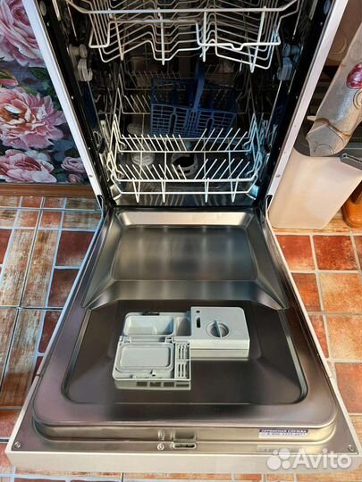 Посудомоечная машина Indesit