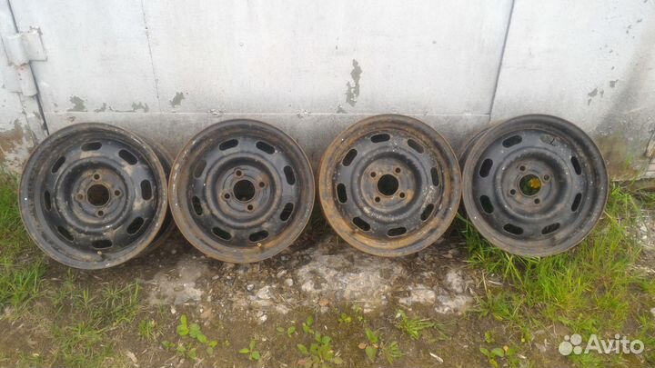 Nissan Almera N15 - диски оригинал R14 4x100