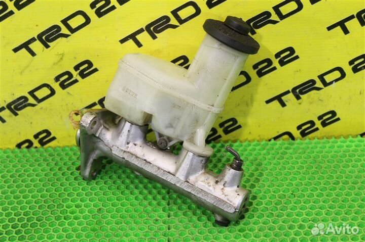 Главный тормозной цилиндр Toyota Caldina ST215