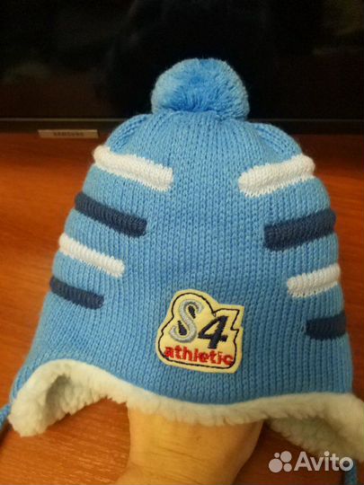 Зимняя шапка на малыша