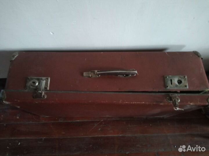 Ретро чемодан