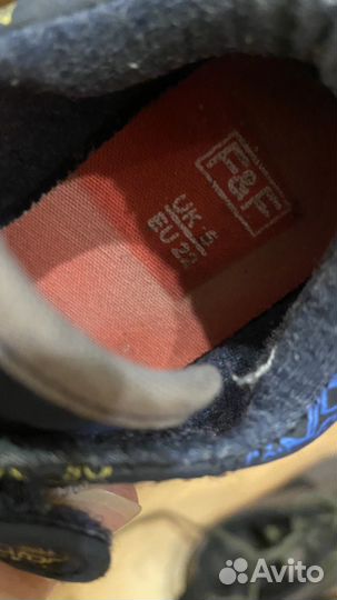 Футбольные бутсы nike 33