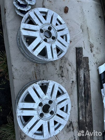 Коеса Ford r15