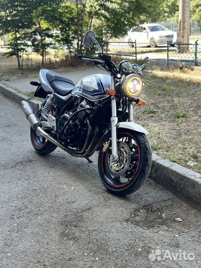 Хонда CB 400