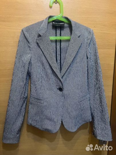 Жениский пиджак Emporio Armani, Италия