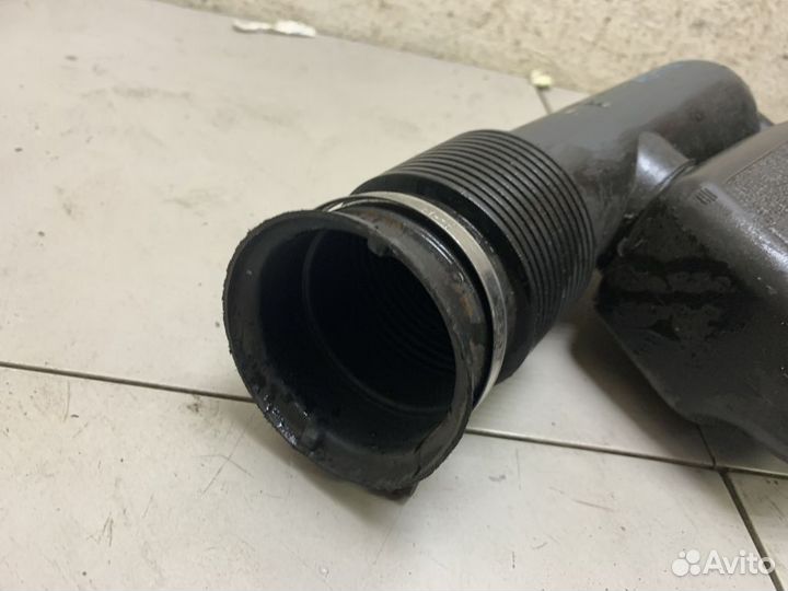 Резонатор воздушного фильтра