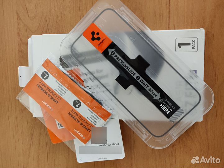 Защитное стекло iPhone 15