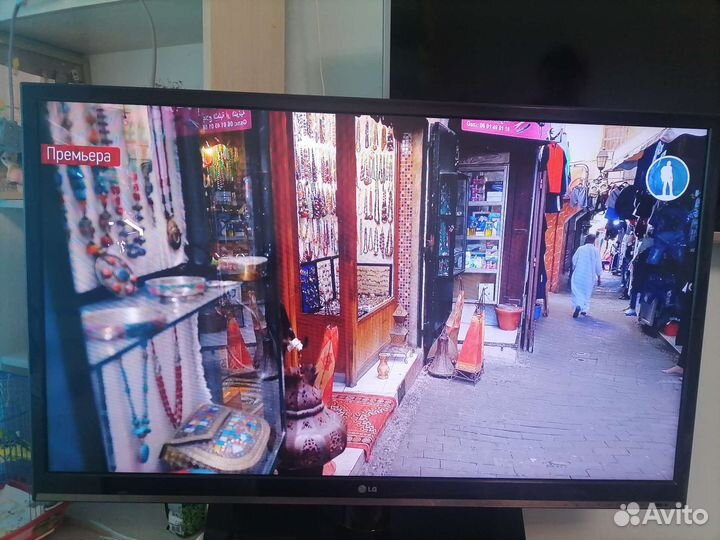 Продам smart TV LG