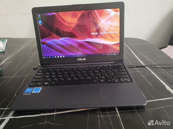 Ноутбук нетбук asus E203MA-FD001T
