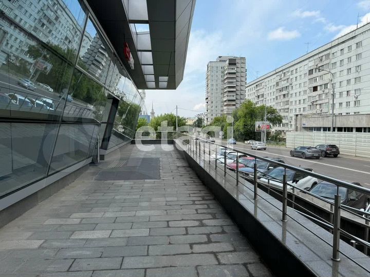 Сдам торговое помещение, 611 м²