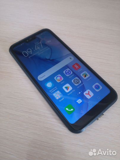 HONOR 10, 4/64 ГБ