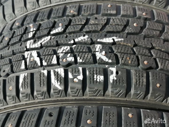 Dunlop SP Winter Ice 01 195/60 R15 88T